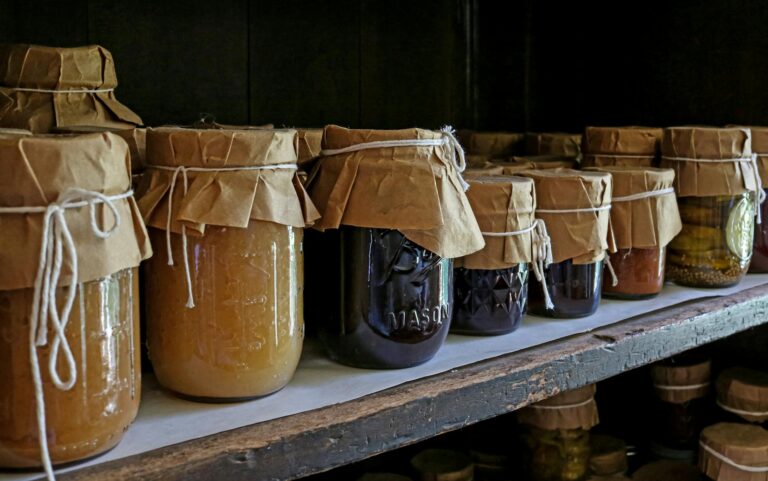 The Complete Guide to Homestead Food Preservation: Canning, Fermenting & Dehydrating