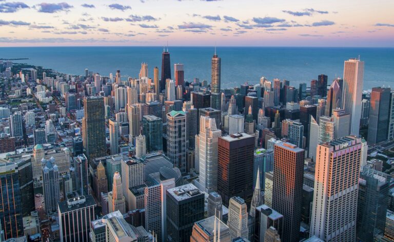 Vibrant urban city environment showing opportunities for city homesteading business